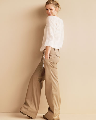 GAP KHAKIS WITH ATTITUDE