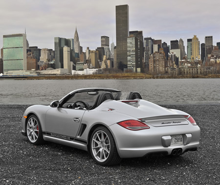 PORSCHE