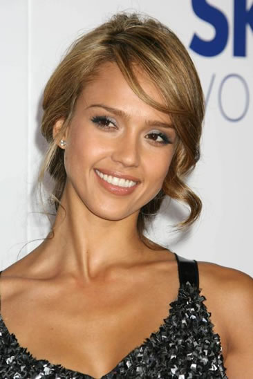 Photo Jessica Alba at the premiere of Good Luck Chuck September 19th 