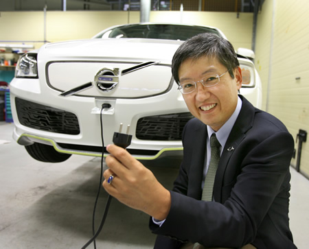 Recharging Car Battery. Photos For quot;Hybrid Car Battery